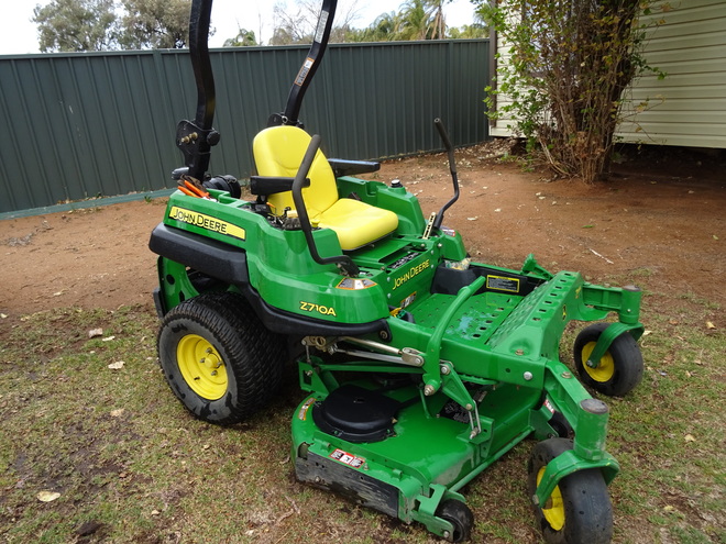 Under Auction - John Deere Z710A Zero Turn Mower - Auction on now, ends 19/10/19 at 11 am 