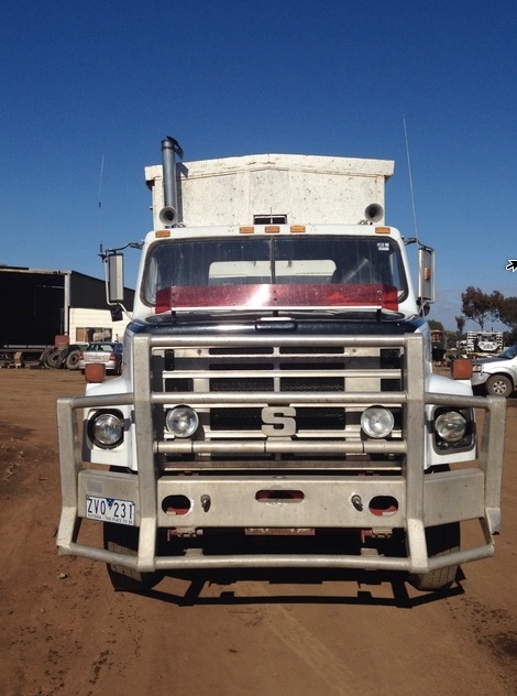 1982 International S-Line with 20ft Tipper