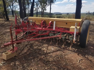 20 Run Horward Bagshaw Combine Small Seed Box