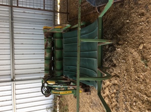 Hustler Chainless 2000 Feeder