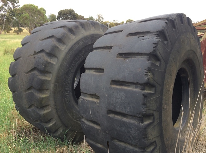 Bridgestone 29.5-25 Tyres