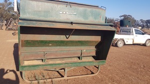 Arrow Jumbo Cattle Feeder 5tonne