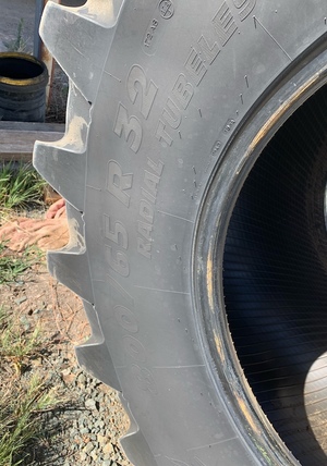 Michelin 800/65R32 Header Tyres x 2