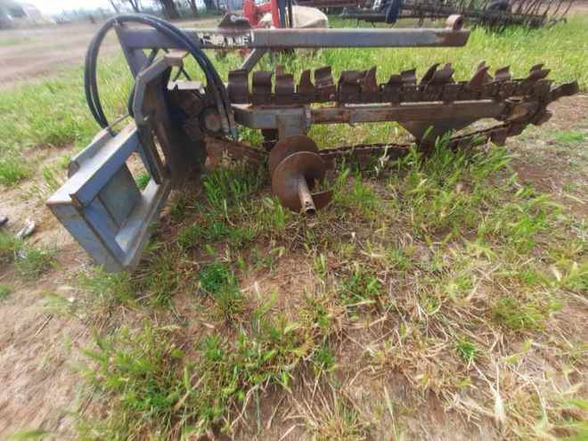 Skidsteer Trencher