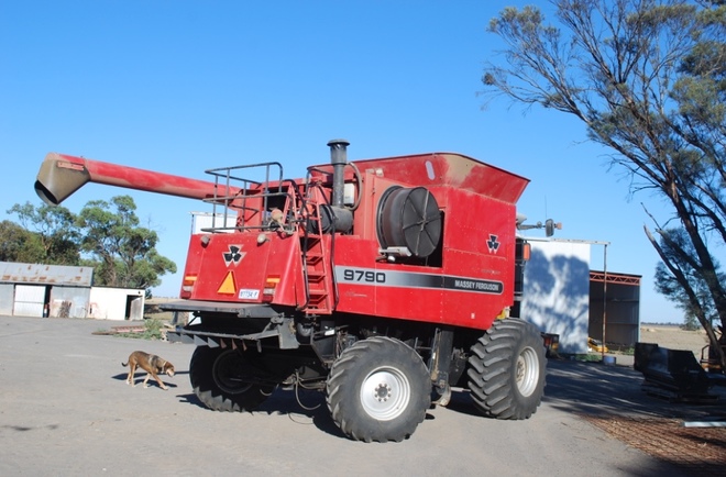 2004 Massey Ferguson 9790, 36' draper front, 30' flex front both on trailers