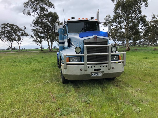 Kenworth T600 1990 Model