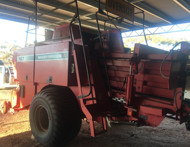 2005 Massey Ferguson 187 Square Baler