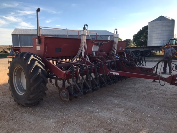 Case IH 5120 combine