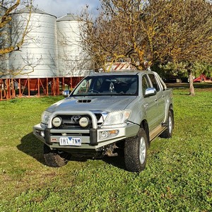 Toyota Hilux 2010 SR5 Auto diesel D4D.