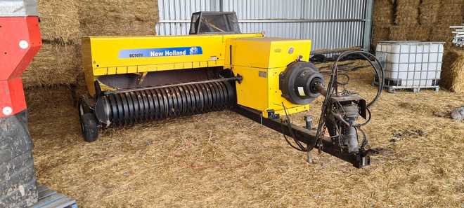 2013 New Holland BC5070 Small Square Baler