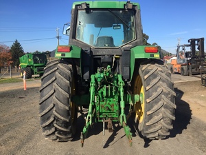 JOHN DEERE 6610 TRACTOR