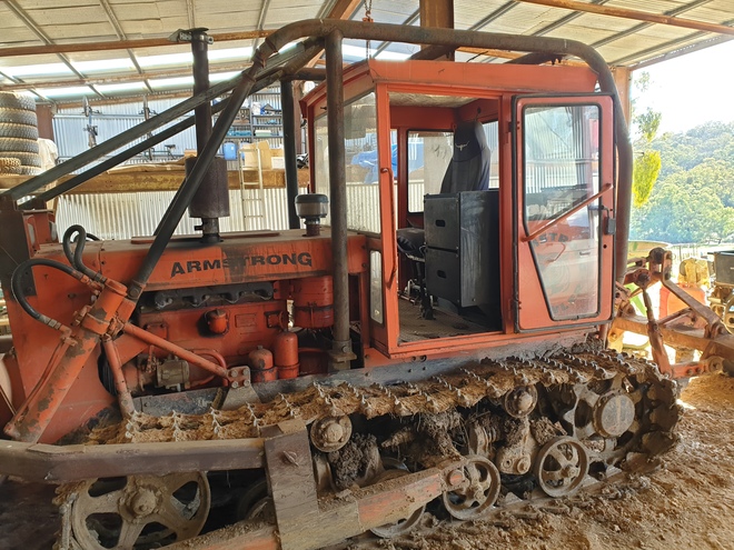 Armstrong 75hp Crawler/Bulldozer
