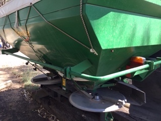 Donder 1500 Ltr Spreader