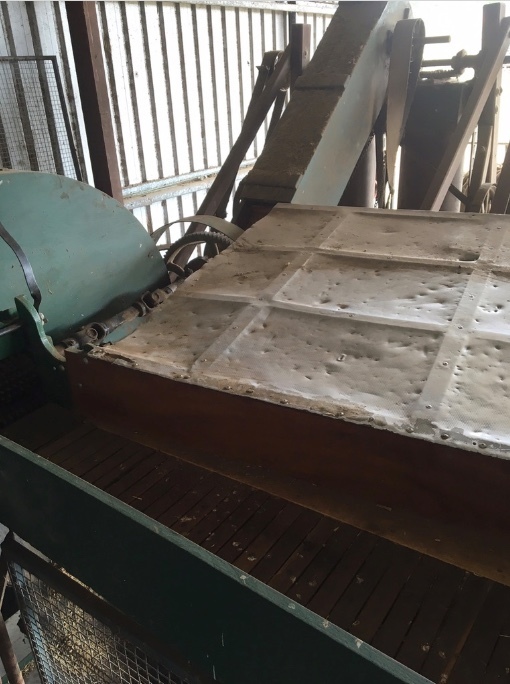 Jas Smith 4 Blade Chaffer  60 Bags / Hour