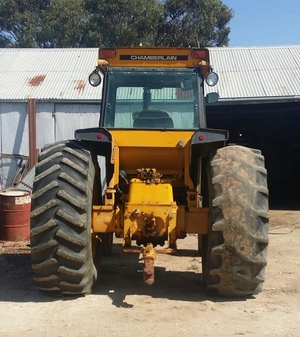 Chamberlain 4480 Tractor