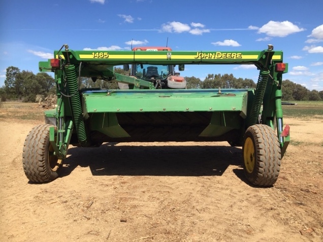 John Deere 1465 Mower Conditioner