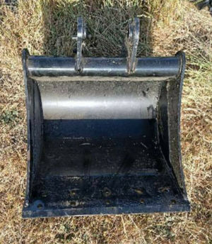 Excavator Scraping Mud Bucket 450mm suits Excavators 1.7-3.5ton