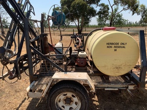 Hardi Boomspray 10.8m/600L on Trailer