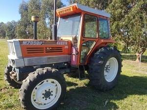 Kubota M7500DT 4X4 Tractor 81hp