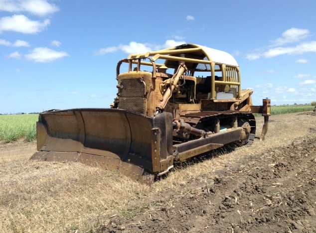 Caterpillar D8H Dozer