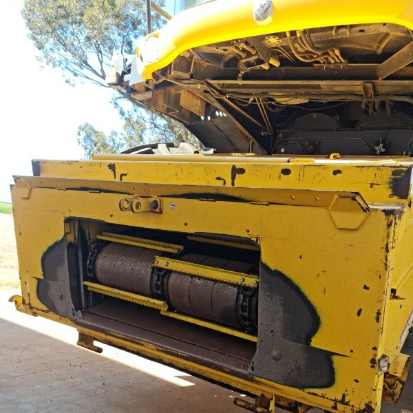 2004 New Holland CR960