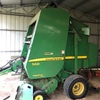 John Deere 568 baler