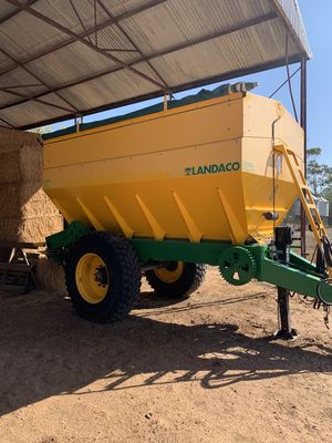 Landaco TS12000 trailing spreader