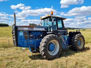 Ford Versatile 846 4WD Tractor