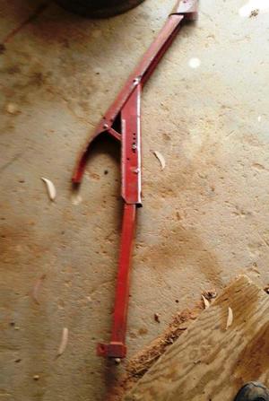 HEASLIP CROP LIFTERS