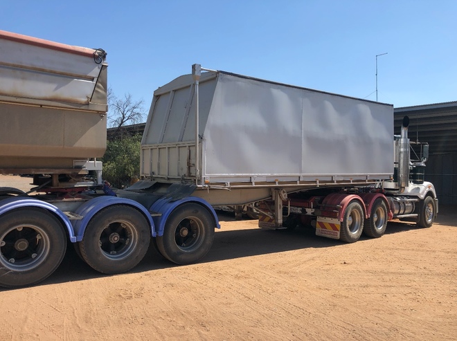20ft Hallmark Tri-Axle Convertable A-Trailer