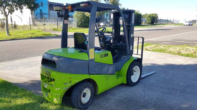 Clark C30D