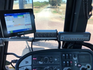 2010 JCB 3220+ Self Propelled Sprayer