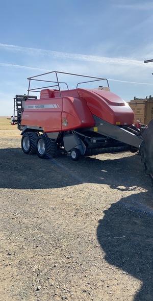 2170 Massey Ferguson Baler