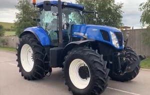 2013 New Holland T7.235 Tractor