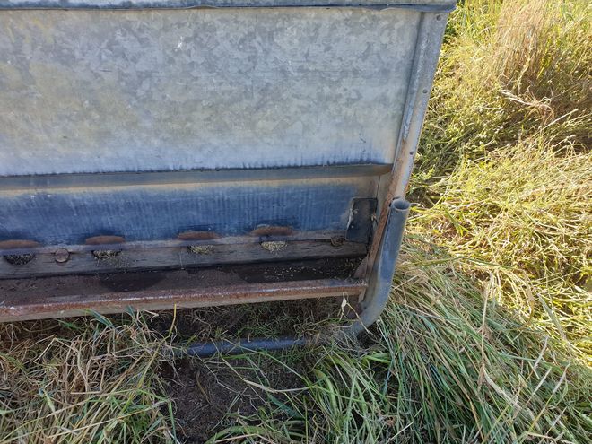 Under Auction - Sheep Lick Feeder - 2% + GST Buyers Premium On All Lots 