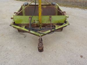 Trailing Hydraulic Scoop