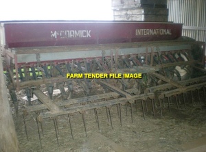 International 24 run A61 Combine