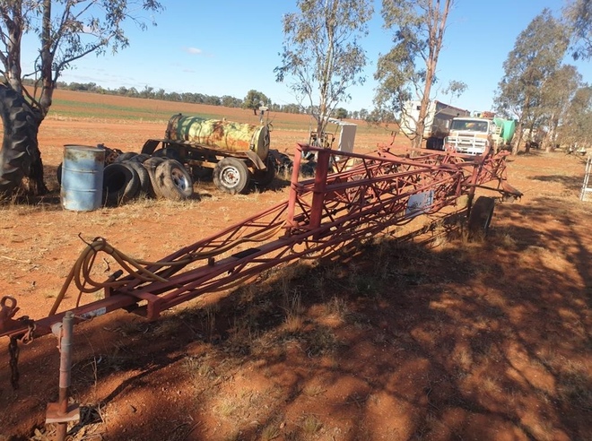Trailing Boom