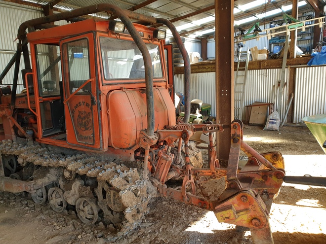 Armstrong 75hp Crawler/Bulldozer