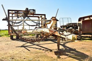 Under Auction - Cunningham V Prickle Chain - - 2% Buyers Premium on All Lots