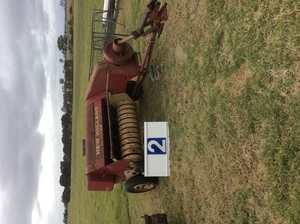 (A129) - New Holland Hayliner 69