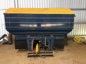 Bogballe M2w Spreader