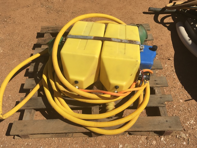 Under Auction - (A132) - Markit Foam Marker 