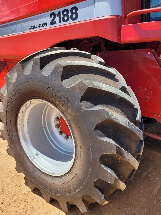 Case 2188 with 960 Macdon Front with Trailer