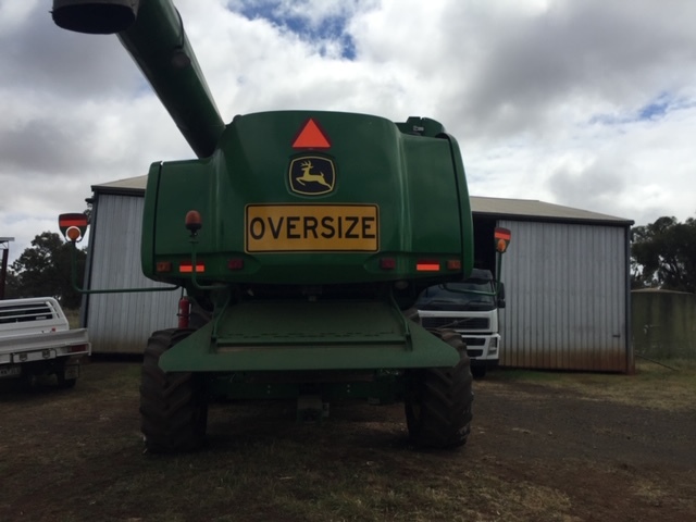 2011 John Deere 9670 