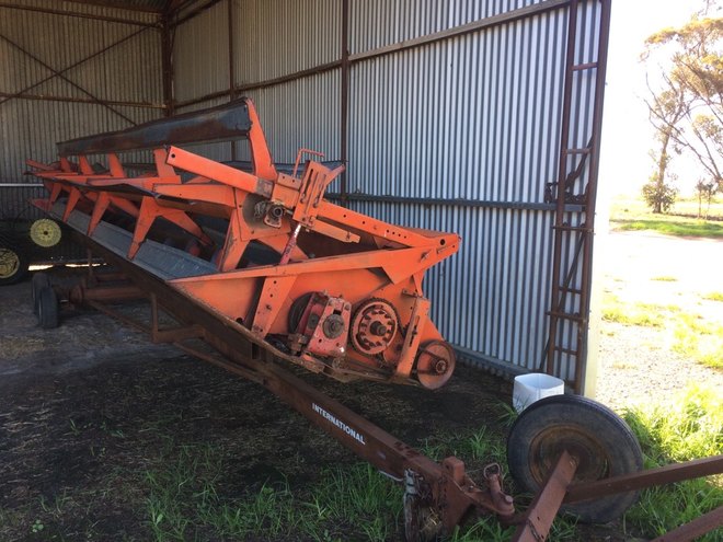 International 1460 Header For Sale