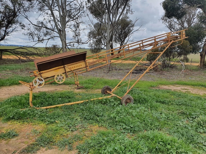 Mobilco Hay Elevator