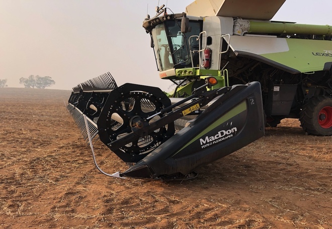 2016 MacDon Flex FD75 Front 45ft