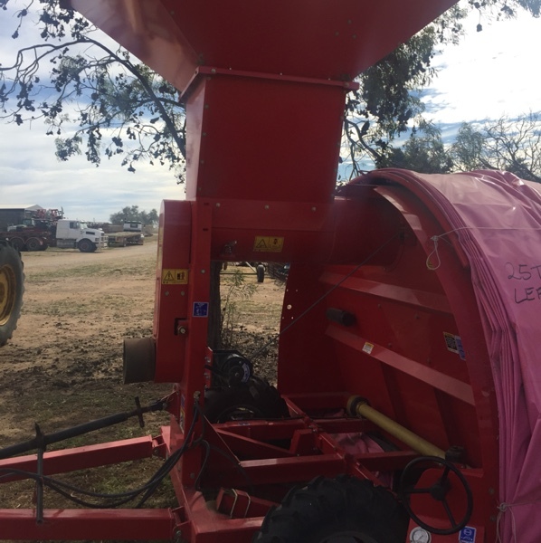 2017 Akron Grain Bagger