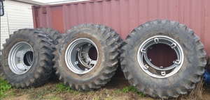8 x 23.1-34 Tyres on Steiger Rims